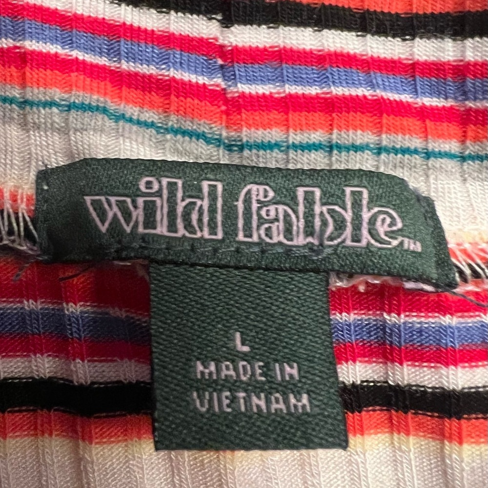 ⭐️ 3/$20 Cute Wild Fable Striped Crop Top- NWT - Picture 2 of 2